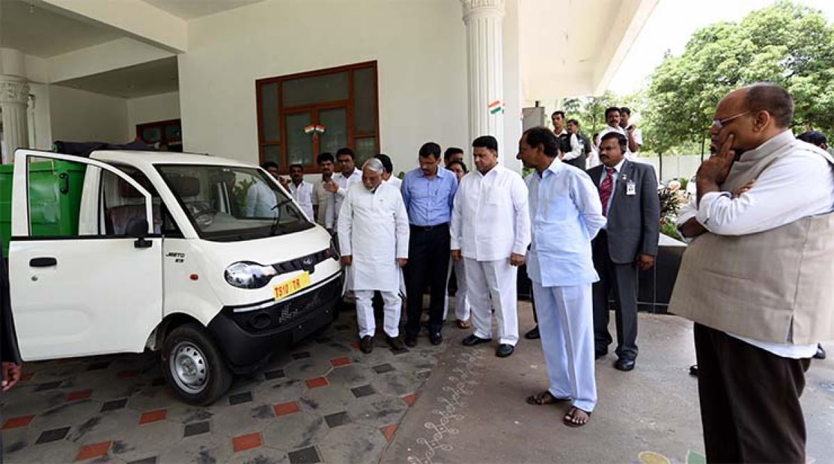 Govt to spend 100 crore for auto trolleys